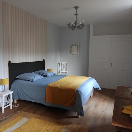 Le Figarelou Bed & Breakfast Thiézac Eksteriør bilde